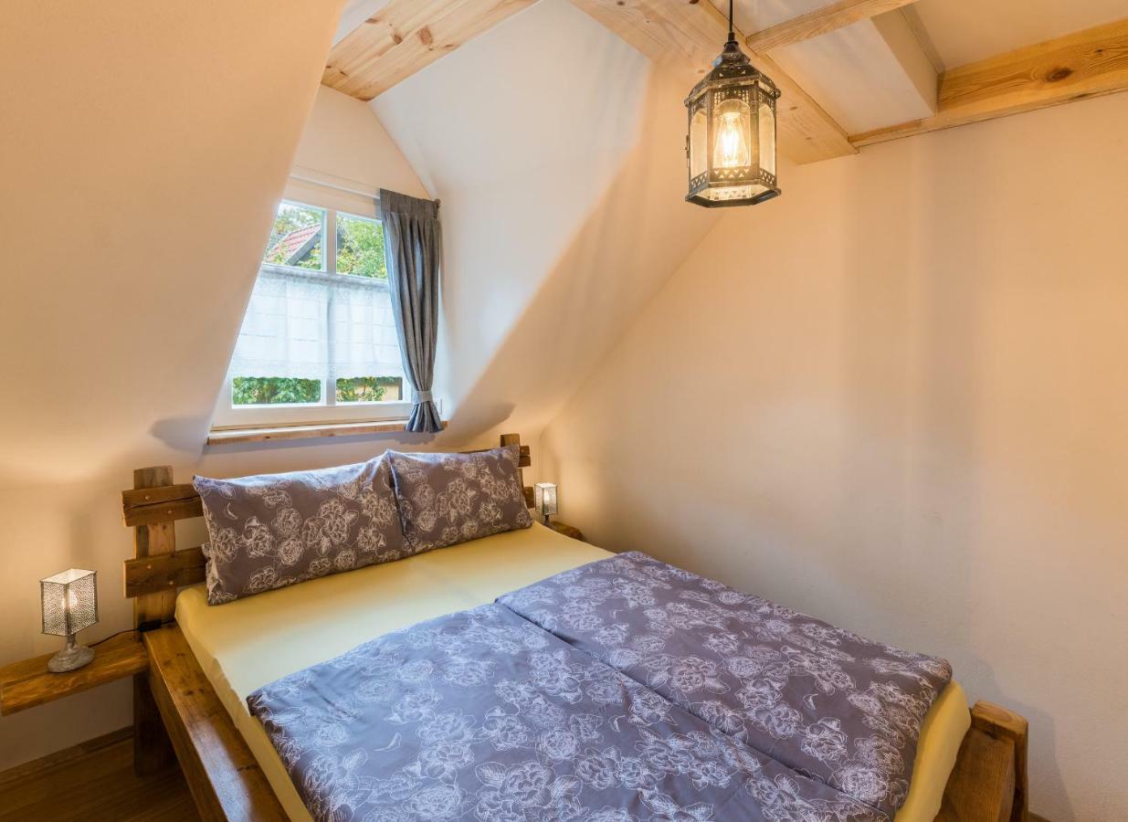 Adelinenhof - Ferienapartments, Fasten, Wellness & Gesundheit Burg  Buitenkant foto